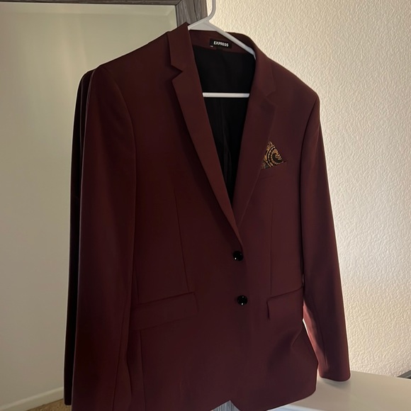 Burgundy men’s Express suit - Picture 1 of 7